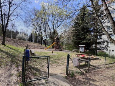 Světlý byt 3+1, 76m2, dvě lodžie, Zlín, ulice Jílová