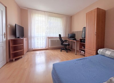 Světlý byt 3+1, 76m2, dvě lodžie, Zlín, ulice Jílová