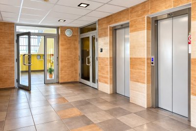 Byt 2+kk, 37m2, Otrokovice, ulice SNP