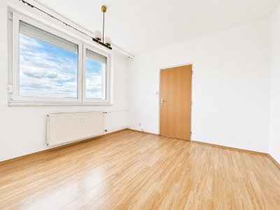 Prosvětlený byt 2+kk, 37m2, Otrokovice, SNP