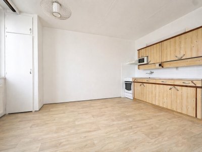Prosvětlený byt 2+kk, 37m2, Otrokovice, SNP